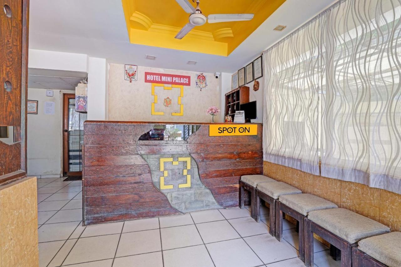 Oyo Flagship 80463 Hotel Mini Palace فَدودارا المظهر الخارجي الصورة